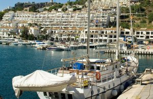 12 x 4 Metre Berth/Mooring Marina del Este For Sale