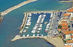 15 x 4.85 Metre Berth/Mooring San.Vincenzo LIVORNO Marina