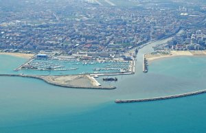 30 x 7.5 Metre Berth/Mooring Marina di Pescara